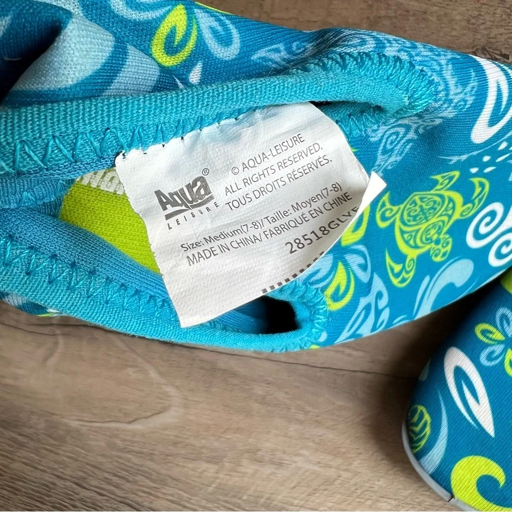 Aqua water shoes